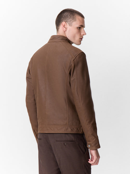 Blouson en cuir cognac à capuche amovible - 2 - Father & Sons   - 17 