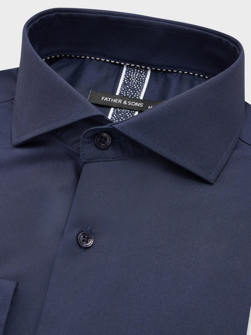 Chemise slim en satin bleu marine - 2 - Father & Sons   - 7 
