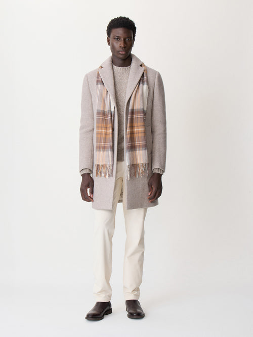 Echarpe en laine à carreaux beige et camel - 2 - Father & Sons   - 8 