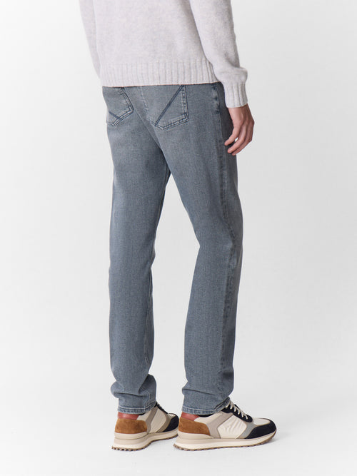 Jean Jack regular en coton stretch bleu gris - 2 - Father & Sons   - 3 