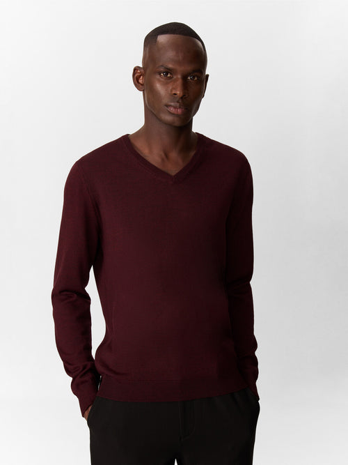 Pull col V en laine Mérinos mélangée bordeaux - 1 - Father & Sons   - 18 