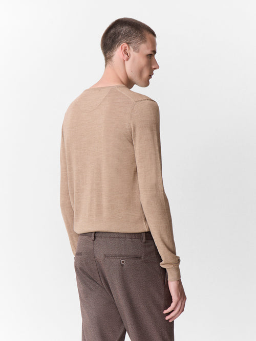 Pull col V en laine Mérinos mélangée camel - 2 - Father & Sons   - 6 