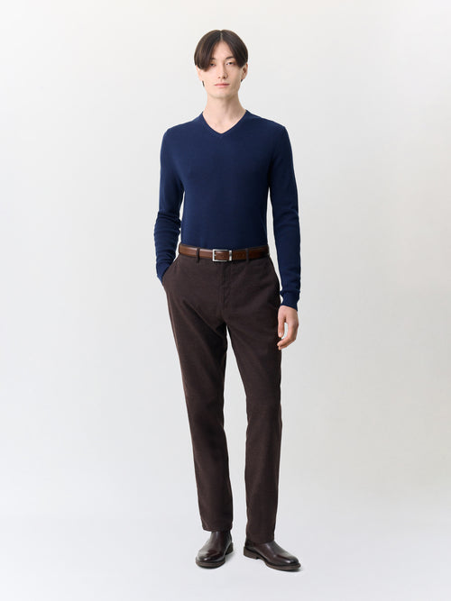 Pull col V en laine Mérinos mélangée bleu indigo - Father & Sons   - 4 