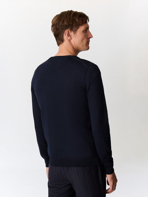 Pull col V en laine Mérinos mélangée bleu marine - Father & Sons   - 2 