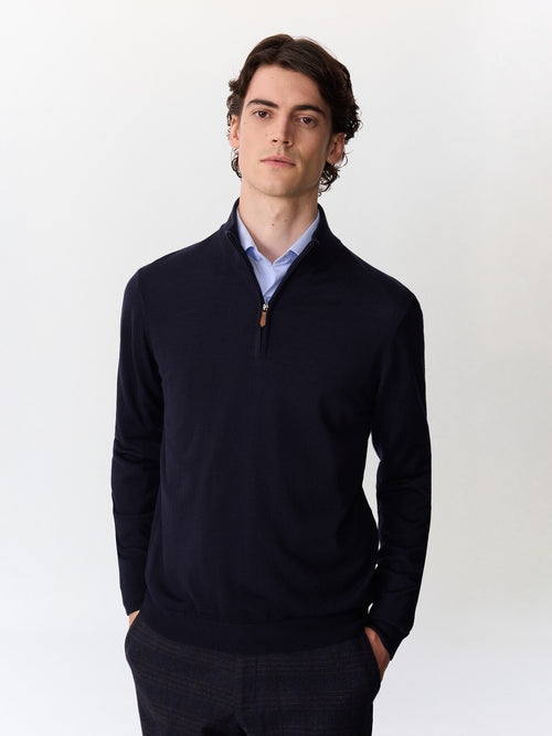 Pull col zippé en laine Mérinos mélangée bleu marine - 1 - Father & Sons   - 4 