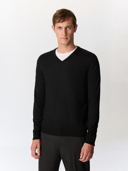 Pull col V en laine Mérinos mélangée noire - Father & Sons   - 1 