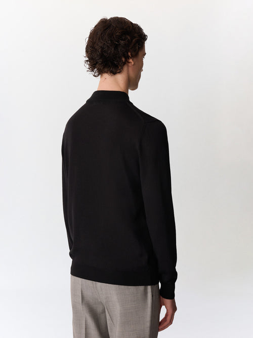Pull col cheminée en laine Mérinos mélangée noire - Father & Sons   - 2 