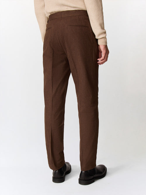 Chino slack semi regular en coton stretch marron - Father & Sons   - 2 