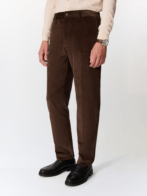 Chino slack regular en velours côtelé marron - Father & Sons   - 1 