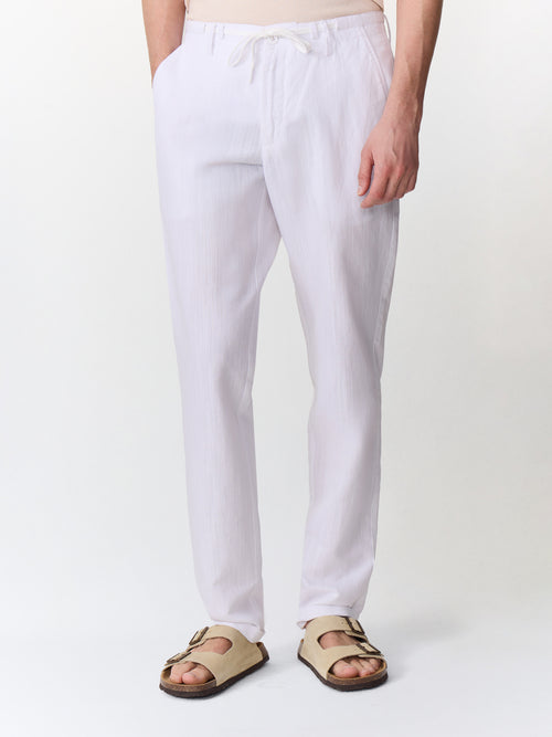 Pantalon casual semi regular en lin et coton blancs - 1 - Father & Sons   - 8 