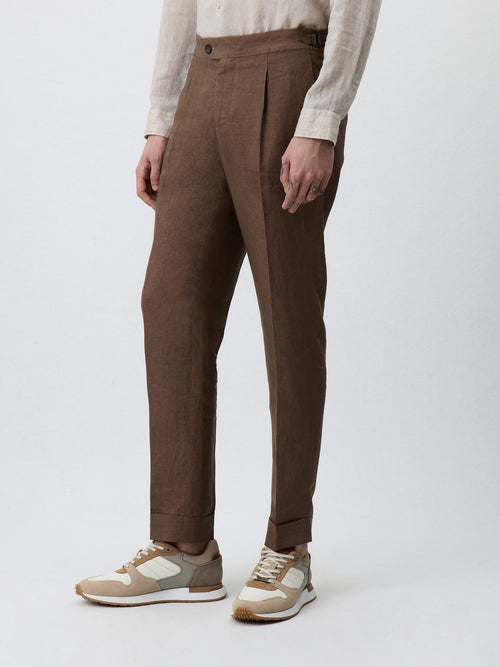 Pantalon coordonnable Regular en lin marron - 1 - Father & Sons   - 5 
