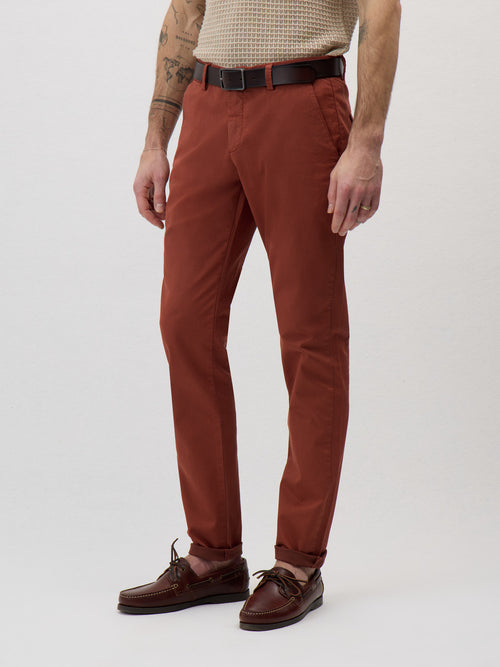 Chino slack slim en coton mélangé terracotta - 1 - Father & Sons   - 17 