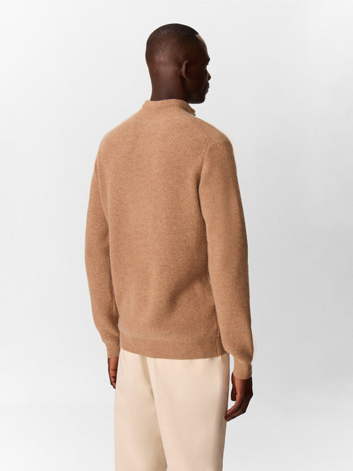 Pull col boutonné en cachemire camel - 2 - Father & Sons   - 7 