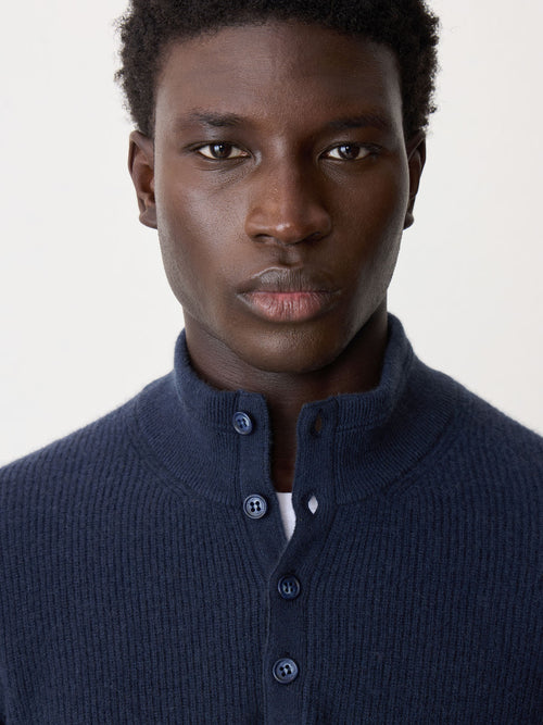 Pull col boutonné en cachemire bleu indigo - Father & Sons   - 3 