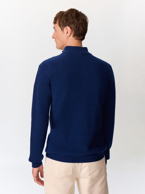 Pull col boutonné en cachemire bleu jeans - 2 - Father & Sons   - 13 