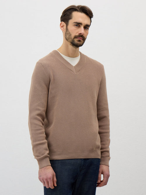 Pull col V en coton camel - 1 - Father & Sons   - 11 