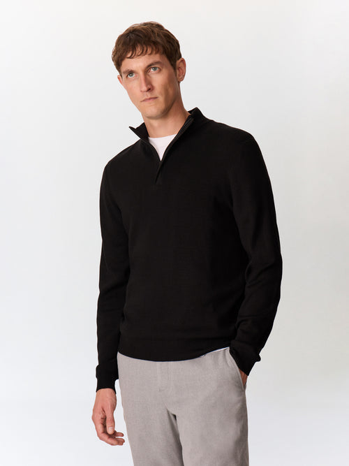 Pull col zippé en laine Mérinos mélangée noire - 1 - Father & Sons   - 15 